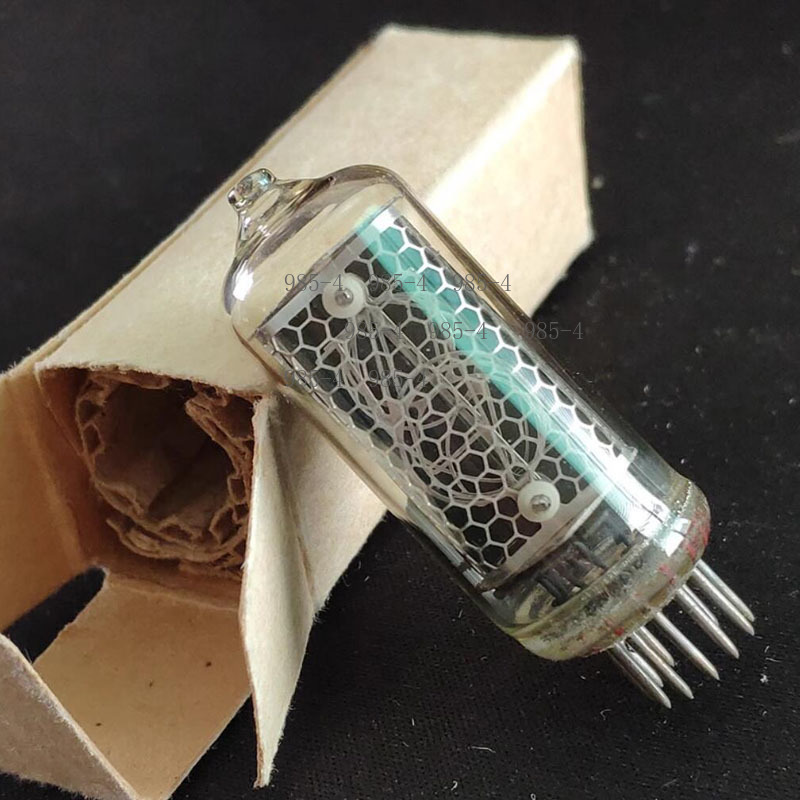 CCCP Logo IN8 Nixie Tube Clock - Diy Electronics Logo 评论和价格